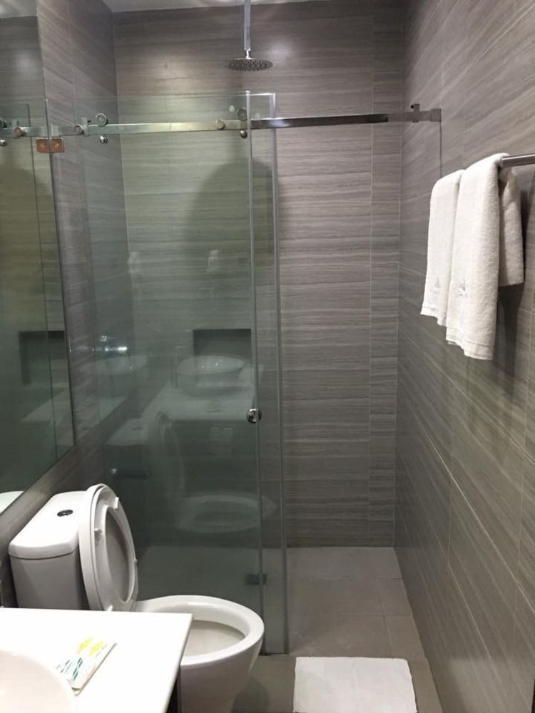 Lenox Hotel Dagupan City Экстерьер фото