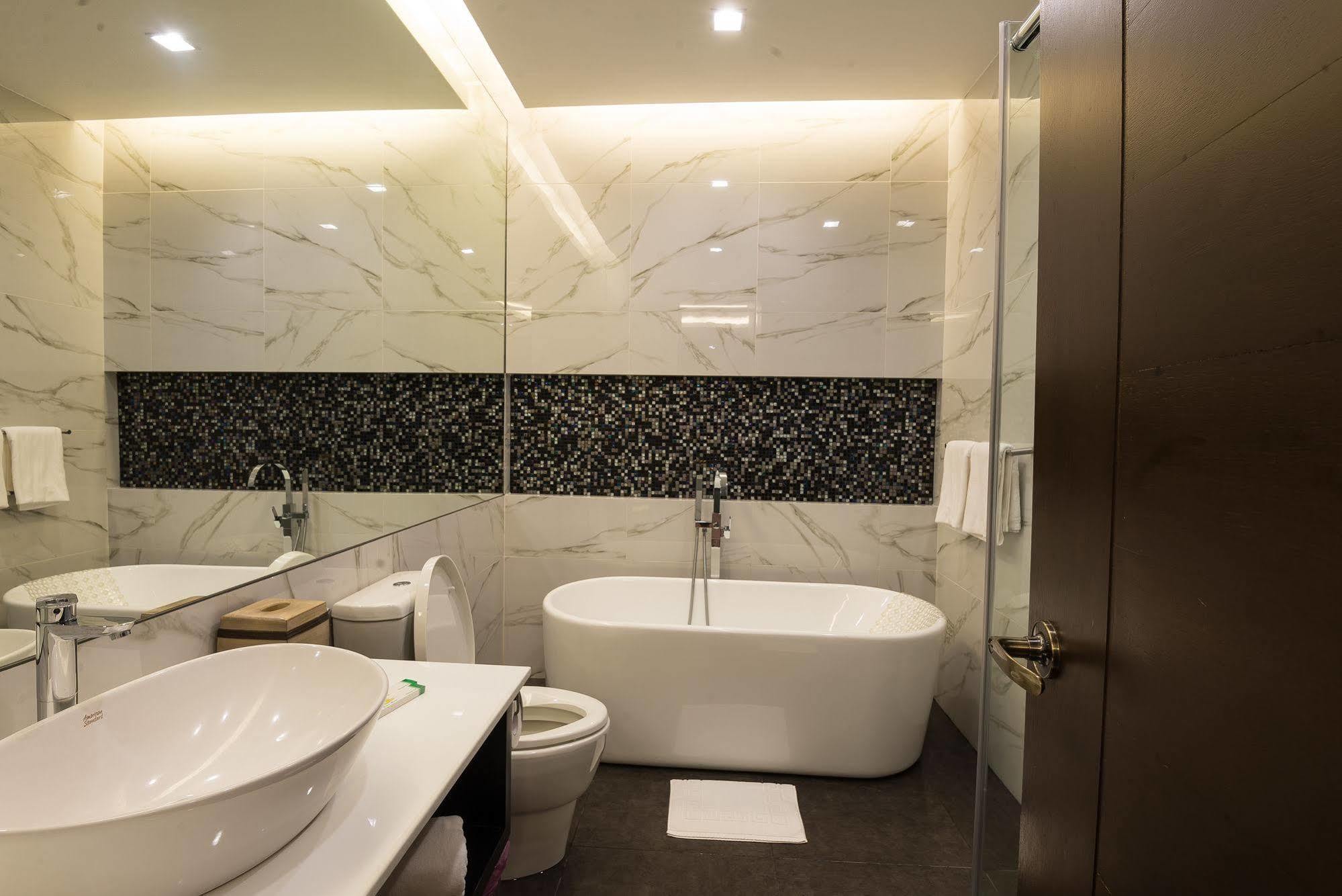 Lenox Hotel Dagupan City Экстерьер фото